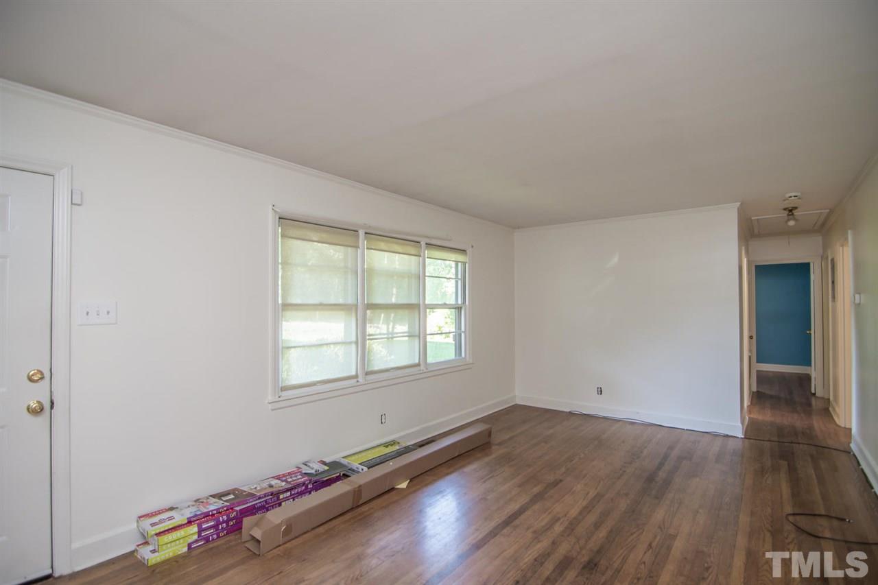 2818 Fairlawn Road Durham, NC 27705 - Photo 8 of 28 Gallery Image 8