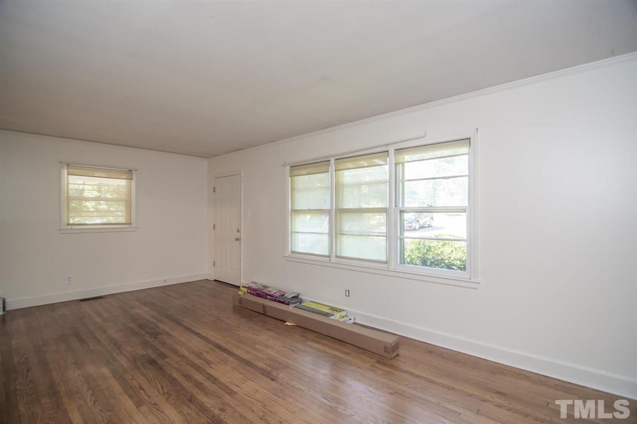 2818 Fairlawn Road Durham, NC 27705 - Photo 9 of 28 Gallery Image 9