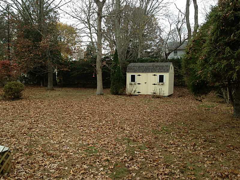 120 Cedar Island Road Narragansett, RI 02882 - Photo 12 of 12 Yard/Garden.
