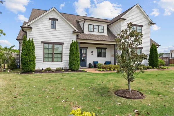 $825,000 | 175 Sunflower View Road, Piperton, TN 38017