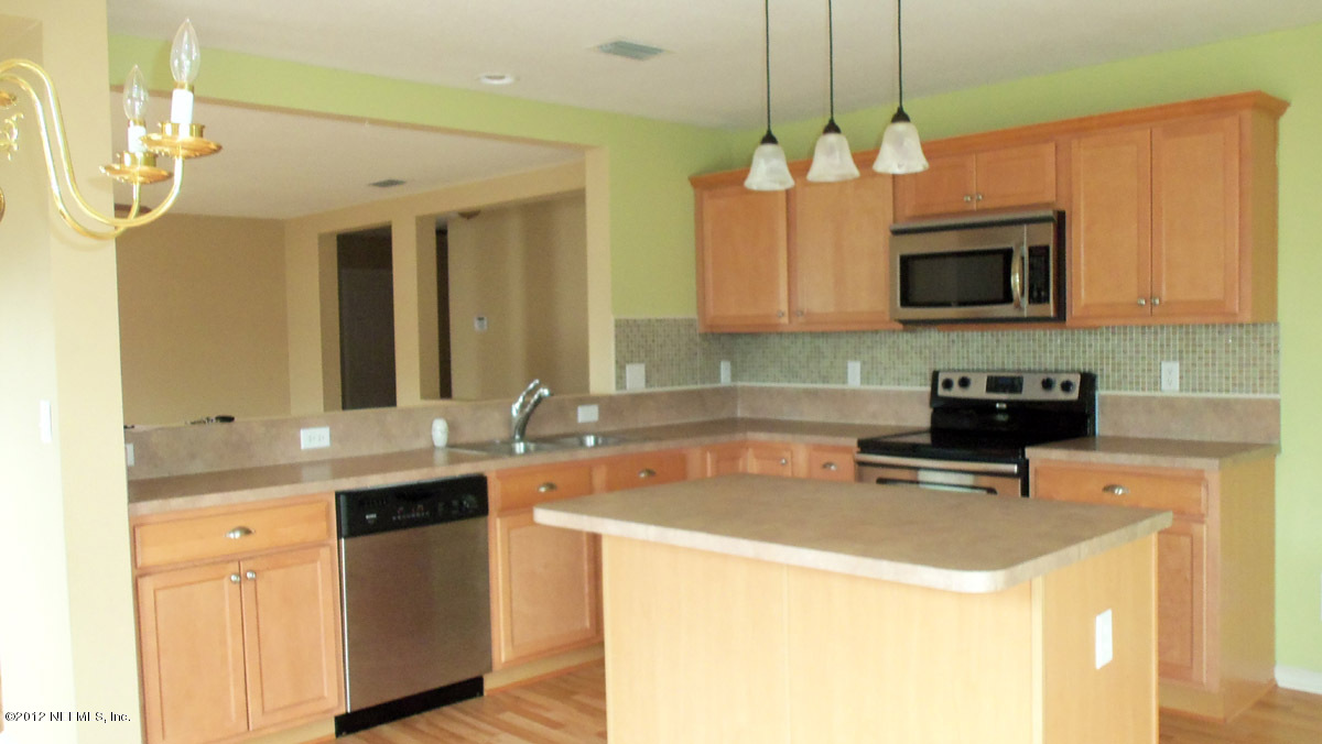 76251 Long Pond Loop Yulee, FL 32097 - Photo 5 of 12 Kitchen-1