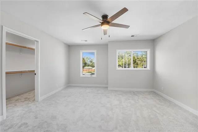 $750,000 | 205-207 Northwest Orchard Drive, Lee's Summit, MO 64063