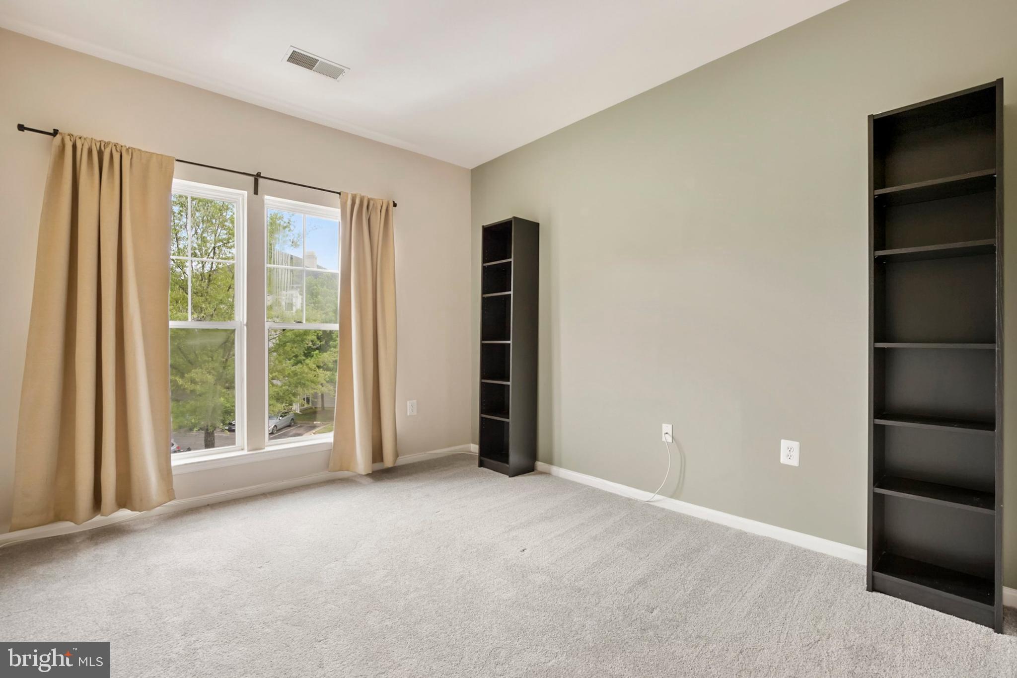1501 North Point Drive, Unit 304 Reston, VA 20194 - Photo 18 of 28 Gallery Image 18