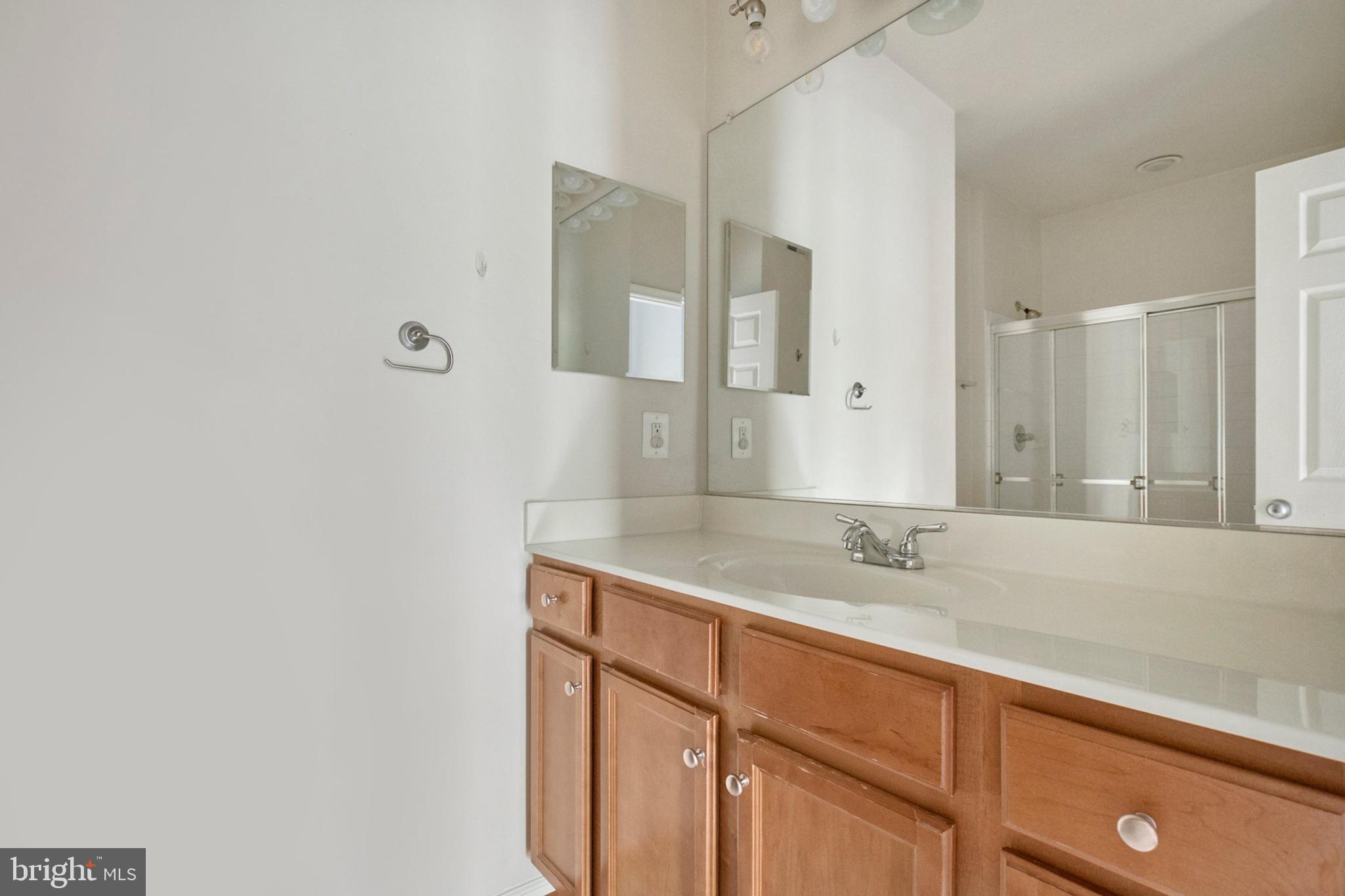 1501 North Point Drive, Unit 304 Reston, VA 20194 - Photo 20 of 28 Gallery Image 20