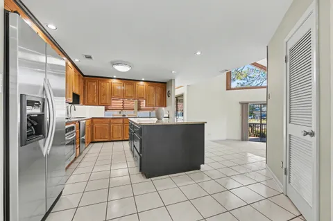 $623,900 | 1567 Whisper Bay Boulevard, Gulf Breeze, FL 32563