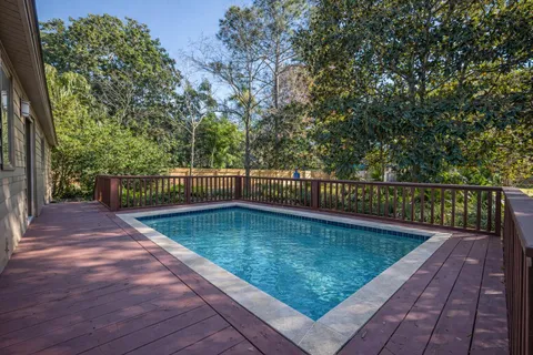 $623,900 | 1567 Whisper Bay Boulevard, Gulf Breeze, FL 32563