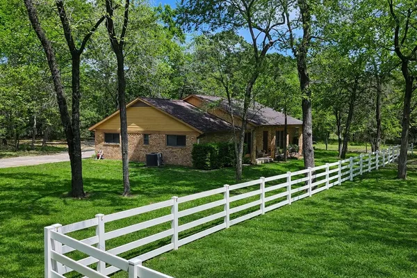 $720,000 | 802 Sentinel Oaks, Pinehurst, TX 77362
