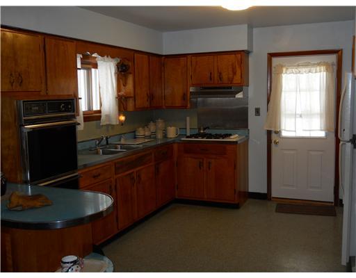 950 Sugar Hollow Road Apollo, PA 15613 - Photo 2 of 5 Kitchen.