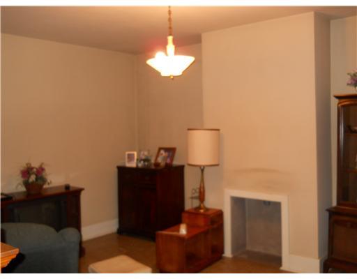 950 Sugar Hollow Road Apollo, PA 15613 - Photo 4 of 5 Living Room.