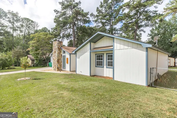 $259,900 | 221 Gilchrist Drive, Warner Robins, GA 31093