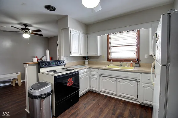 $199,000 | 1035 Scatterfield Road, Anderson, IN 46012