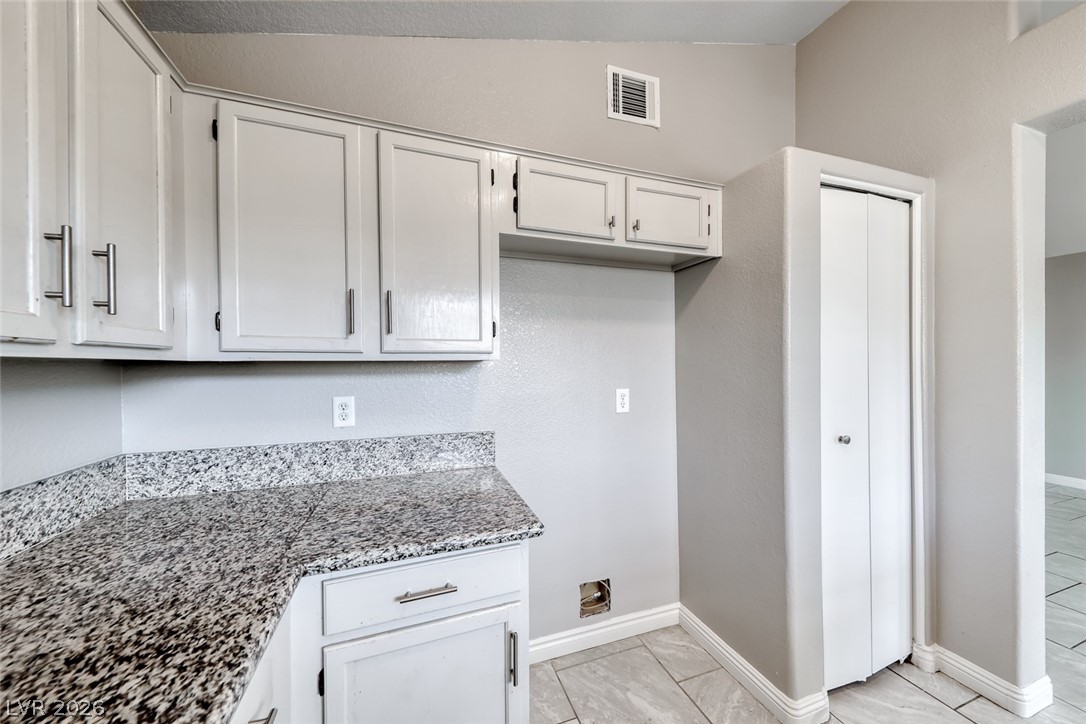 4669 Spitfire Street Las Vegas, NV 89115 - Photo 12 of 31