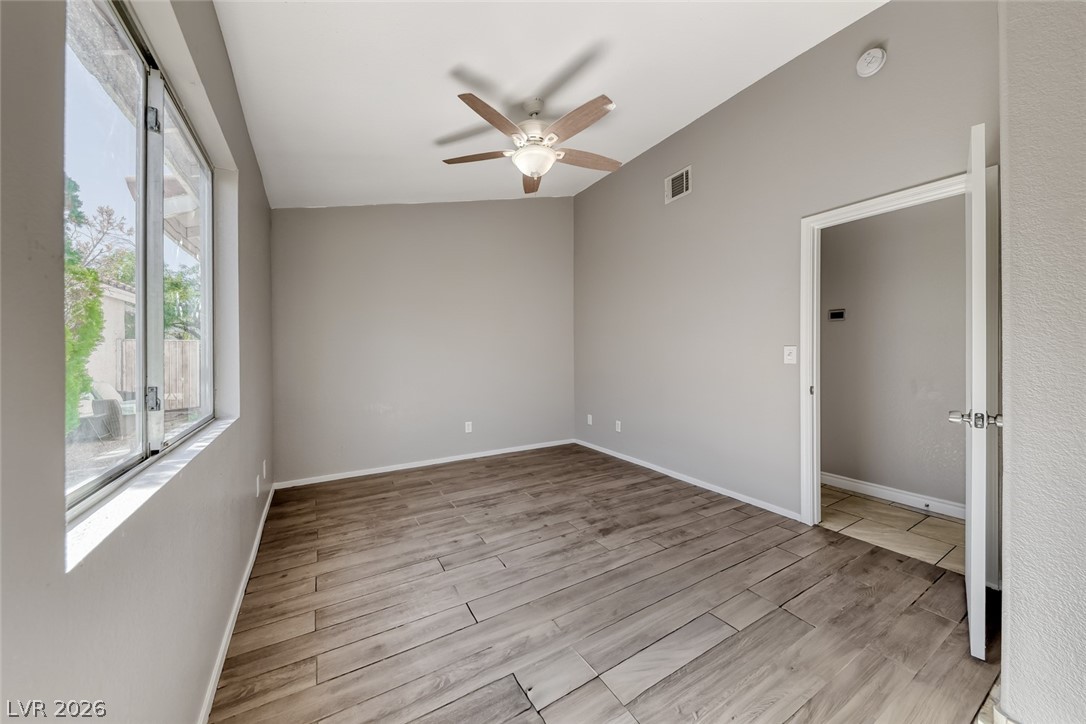 4669 Spitfire Street Las Vegas, NV 89115 - Photo 14 of 31