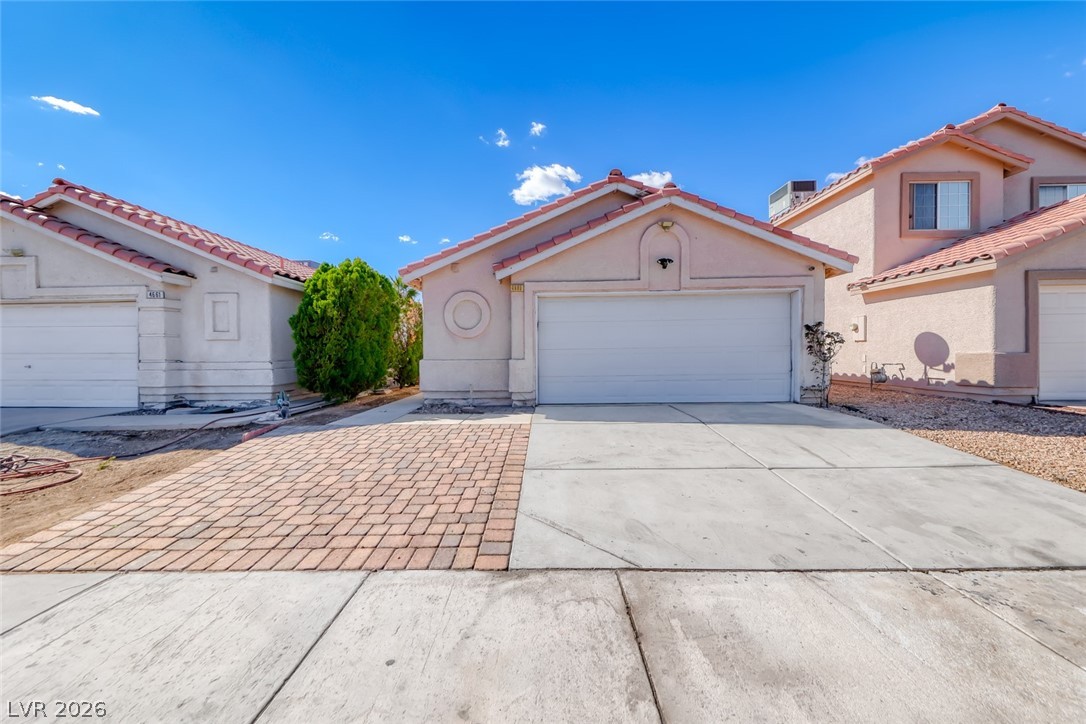 4669 Spitfire Street Las Vegas, NV 89115 - Photo 2 of 31