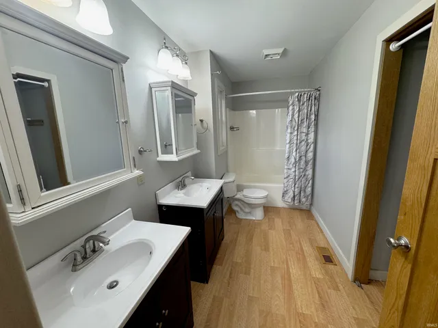 $345,000 | 804 West Dodds Street, Bloomington, IN 47403