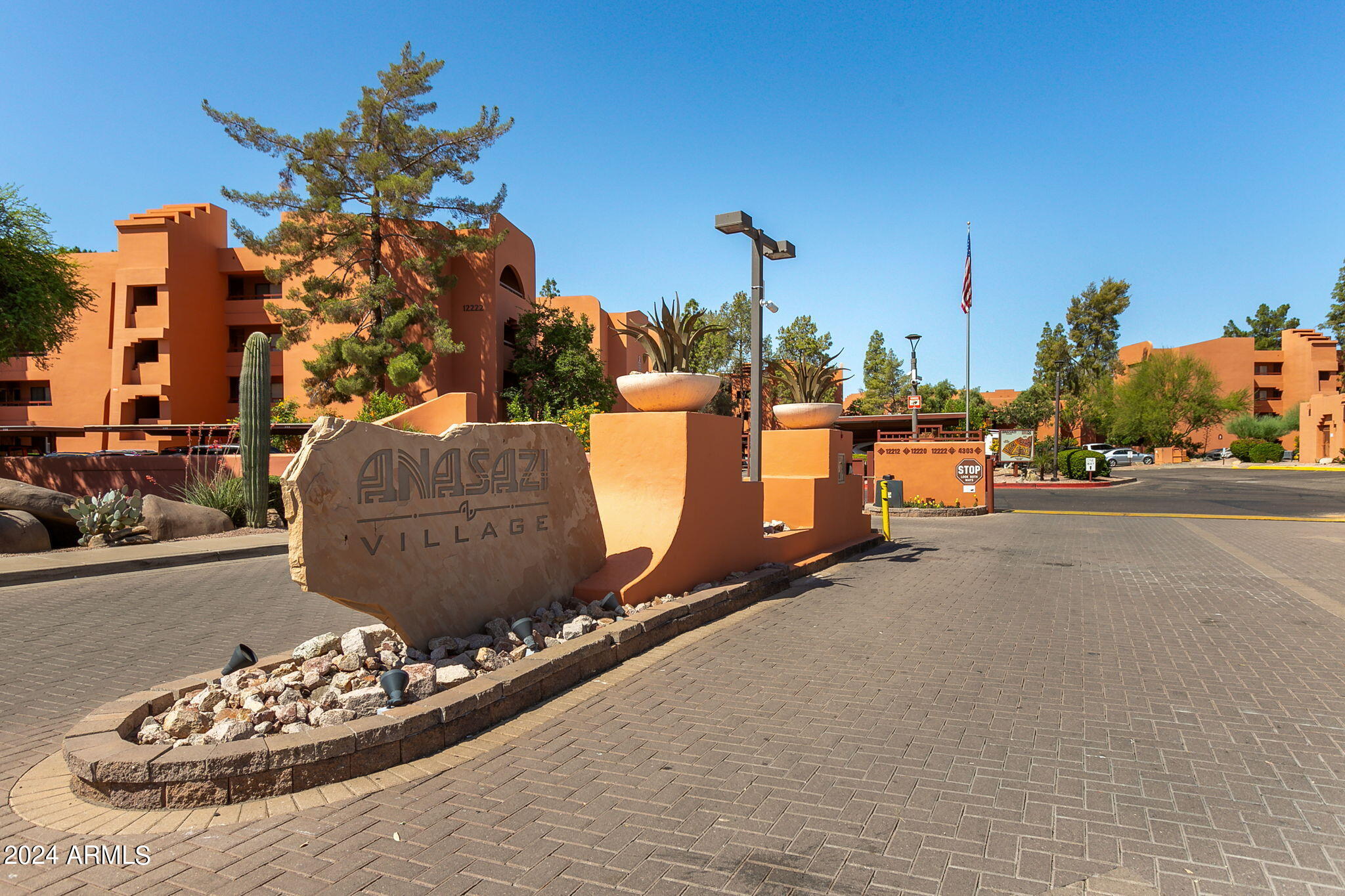 4303 East Cactus Road, Unit 349 Phoenix, AZ 85032 - Photo 2 of 45 3-web-or-mls-4303-e-cactus-rd-349