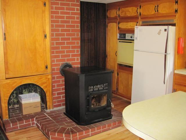 77-79 Enfield Road Lincoln, ME 04457 - Photo 9 of 16 Photo