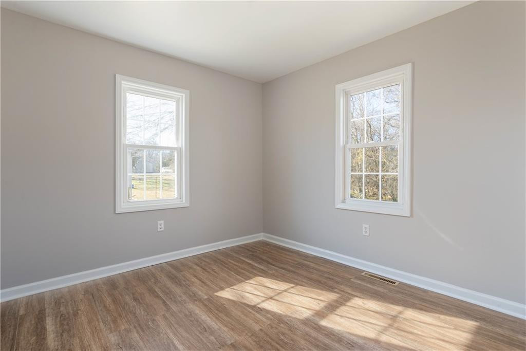 2320 Burch Bridge Road Burlington, NC 27217 - Photo 8 of 21 Gallery Image 8