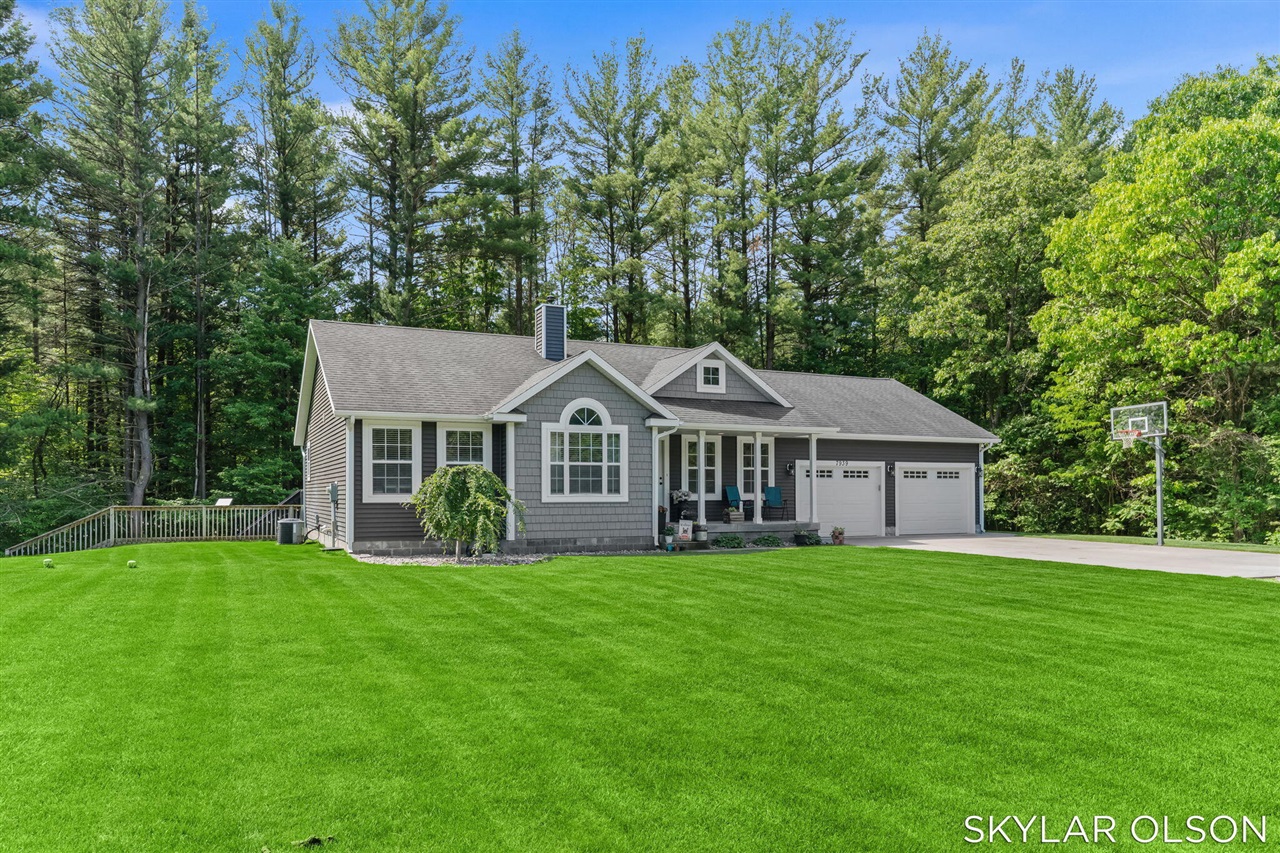7939 Sweeter Road Twin Lake, MI 49457 - Photo 3 of 52
