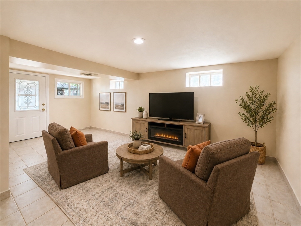 24 Curtis Road Saugus, MA 01906 - Photo 12 of 16 Gallery Image 12