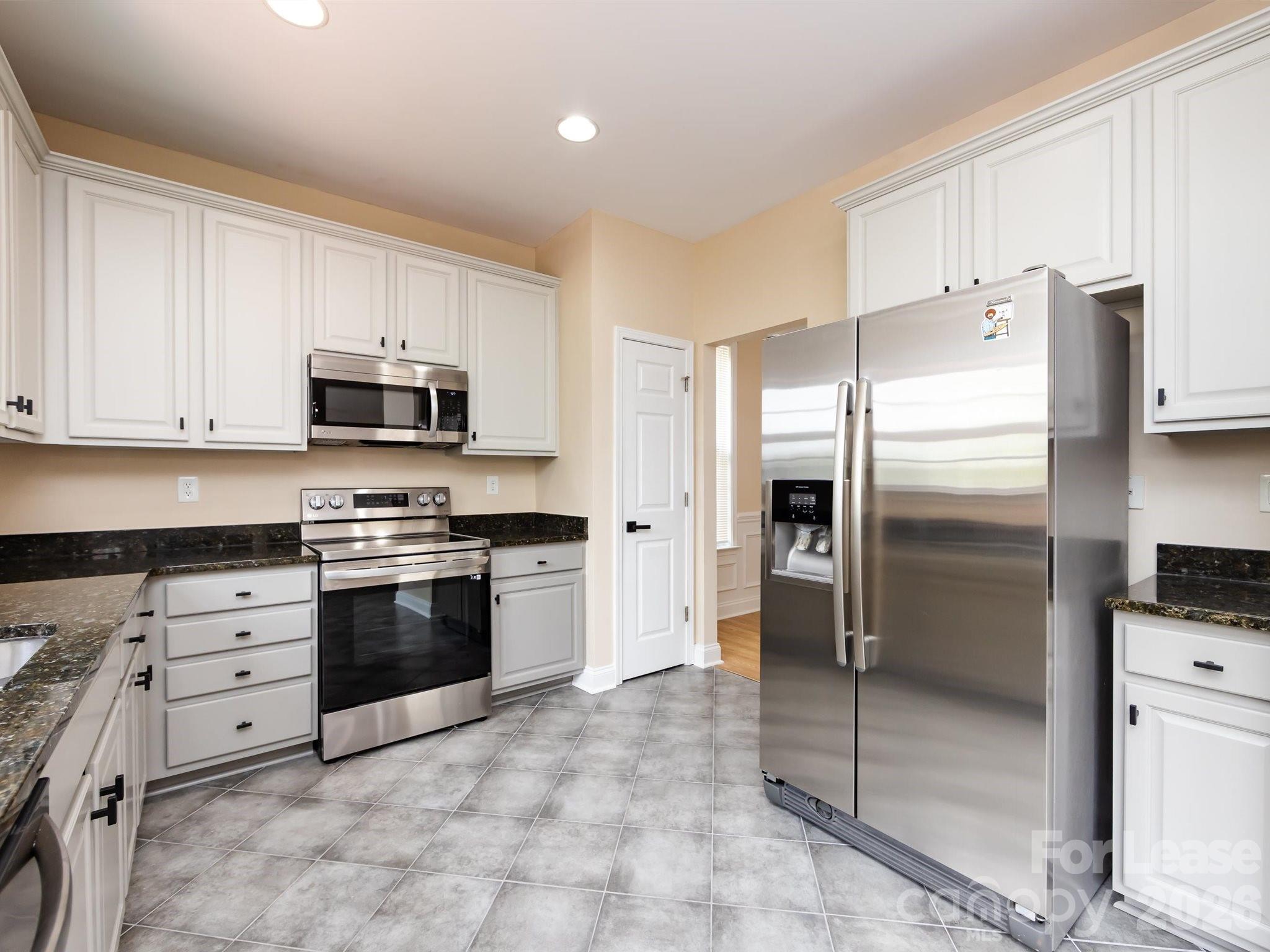 10836 Clark Street Davidson, NC 28036 - Photo 15 of 48