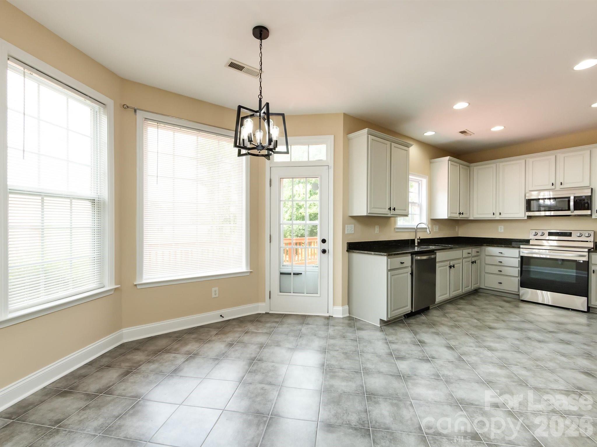 10836 Clark Street Davidson, NC 28036 - Photo 18 of 48