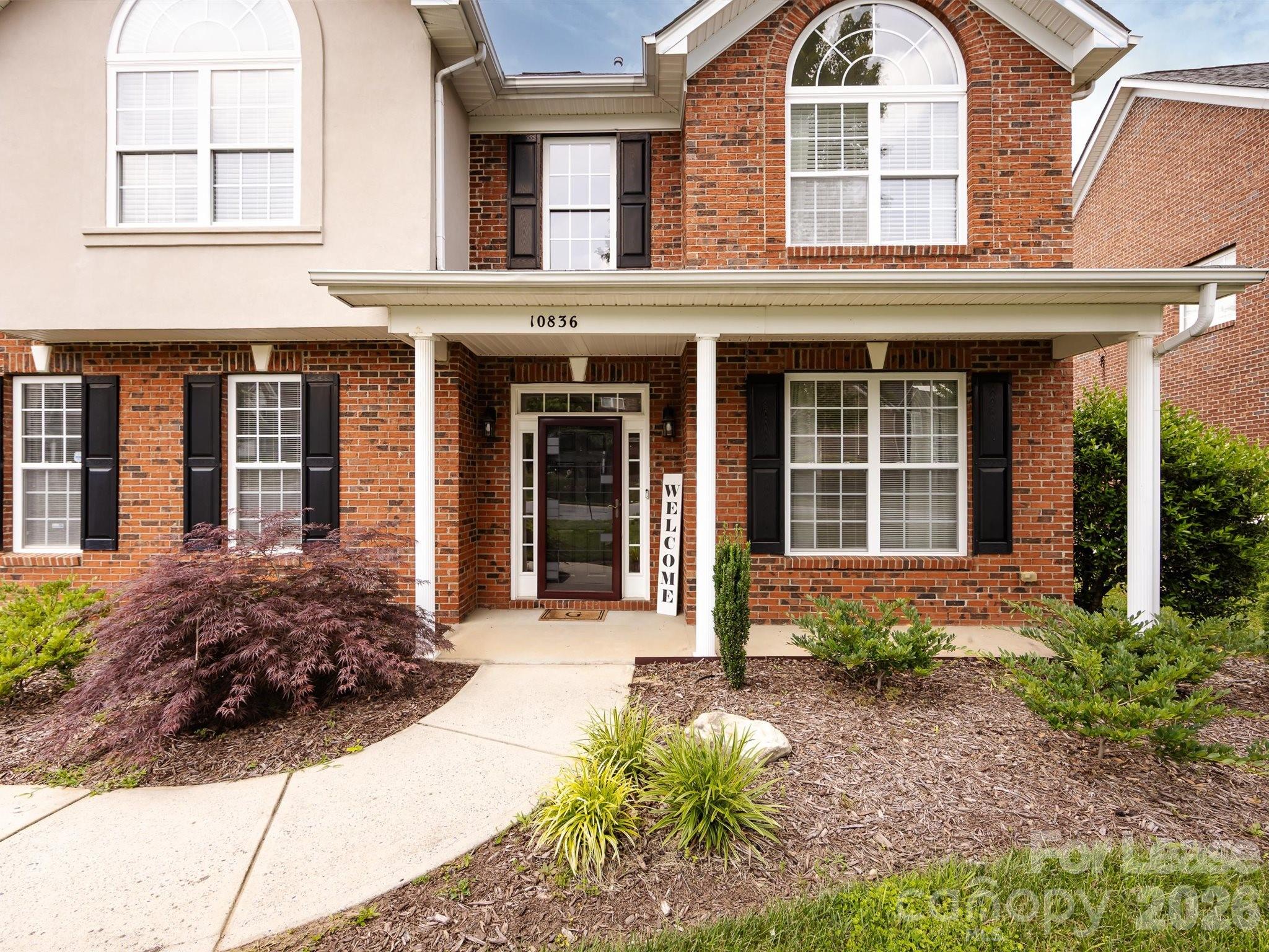 10836 Clark Street Davidson, NC 28036 - Photo 2 of 48