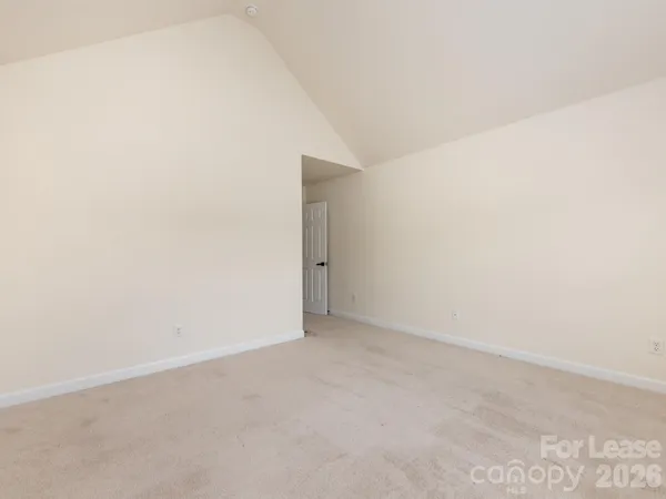 $2,600 | 10836 Clark Street, Davidson, NC 28036