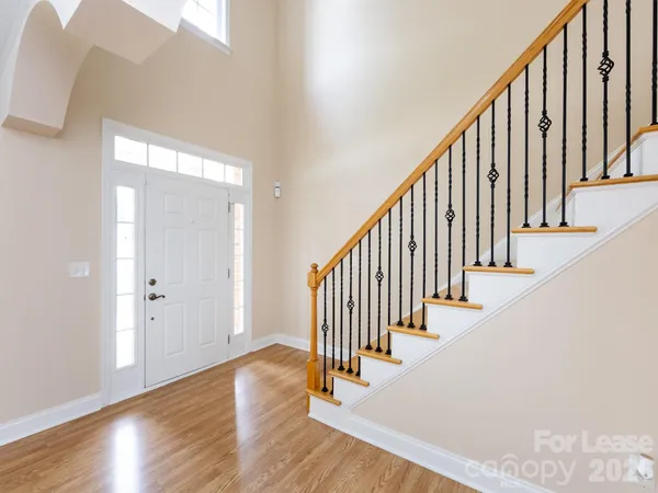 $2,600 | 10836 Clark Street, Davidson, NC 28036