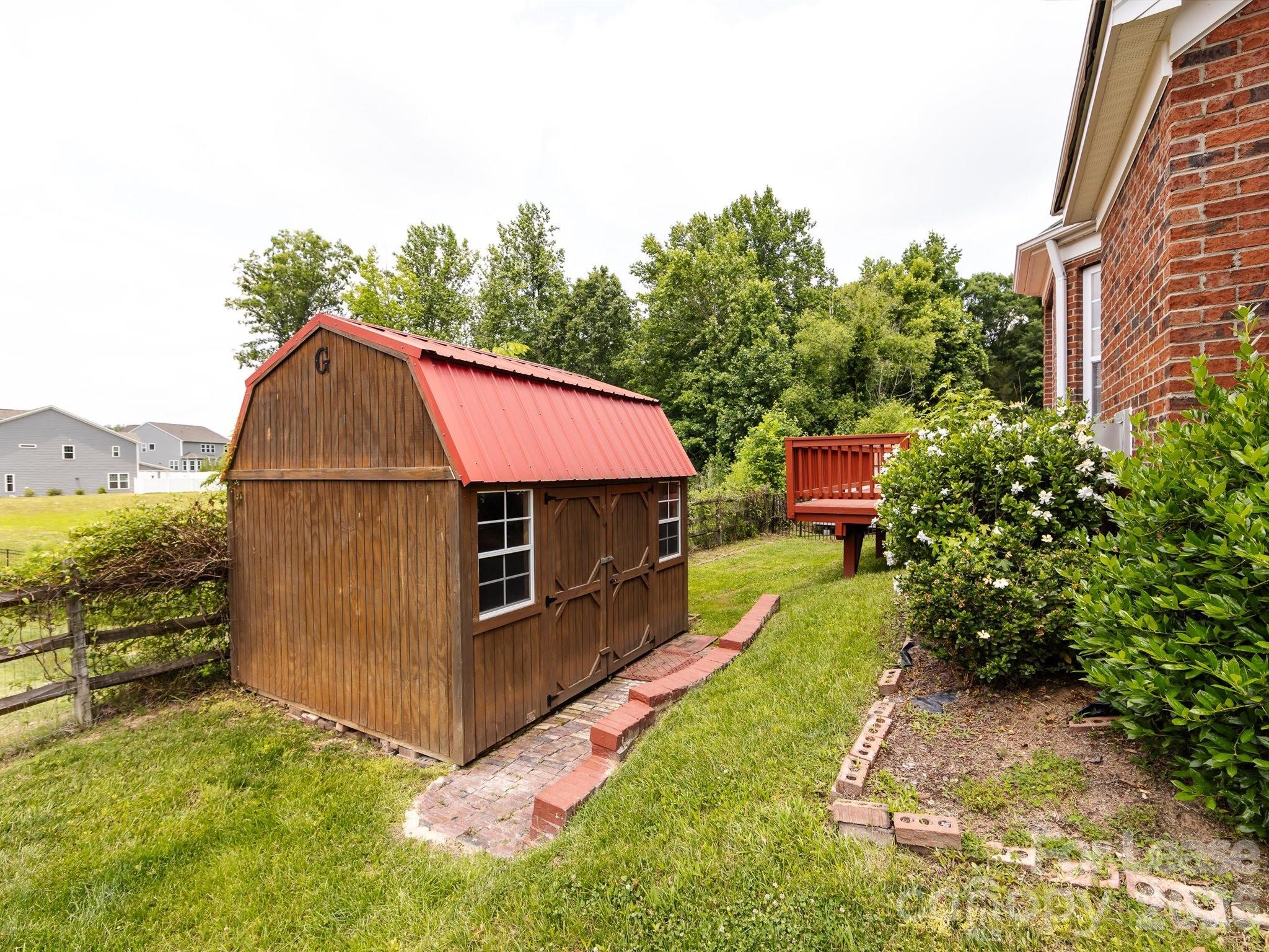 10836 Clark Street Davidson, NC 28036 - Photo 44 of 48