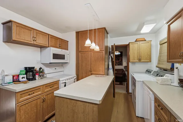 $550,000 | 1110 South Brooks Drive, Bloomington, IN 47401