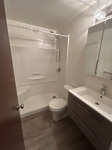 $1,495 | 2 Victory Road, Unit 6, Lynn, MA 01902