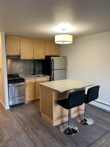 $1,495 | 2 Victory Road, Unit 6, Lynn, MA 01902