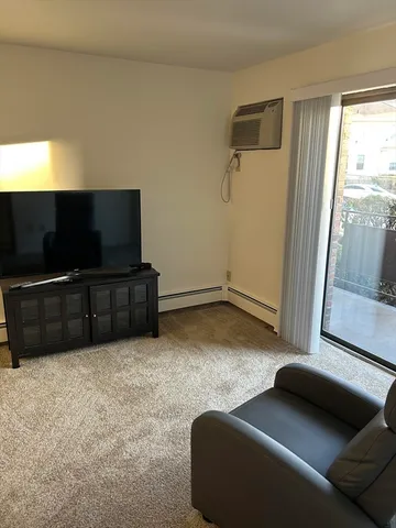 $1,495 | 2 Victory Road, Unit 6, Lynn, MA 01902