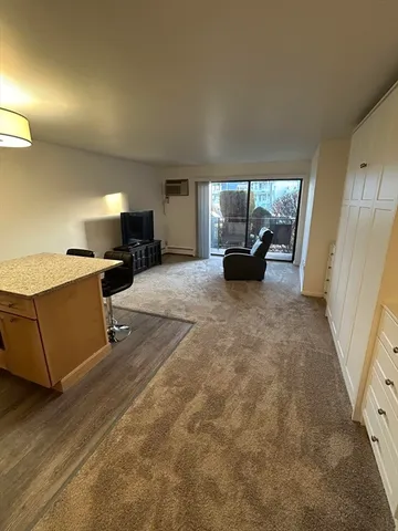 $1,495 | 2 Victory Road, Unit 6, Lynn, MA 01902