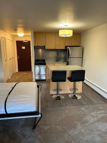 $1,495 | 2 Victory Road, Unit 6, Lynn, MA 01902