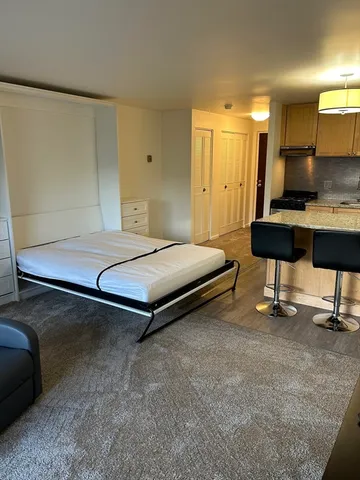 $1,495 | 2 Victory Road, Unit 6, Lynn, MA 01902