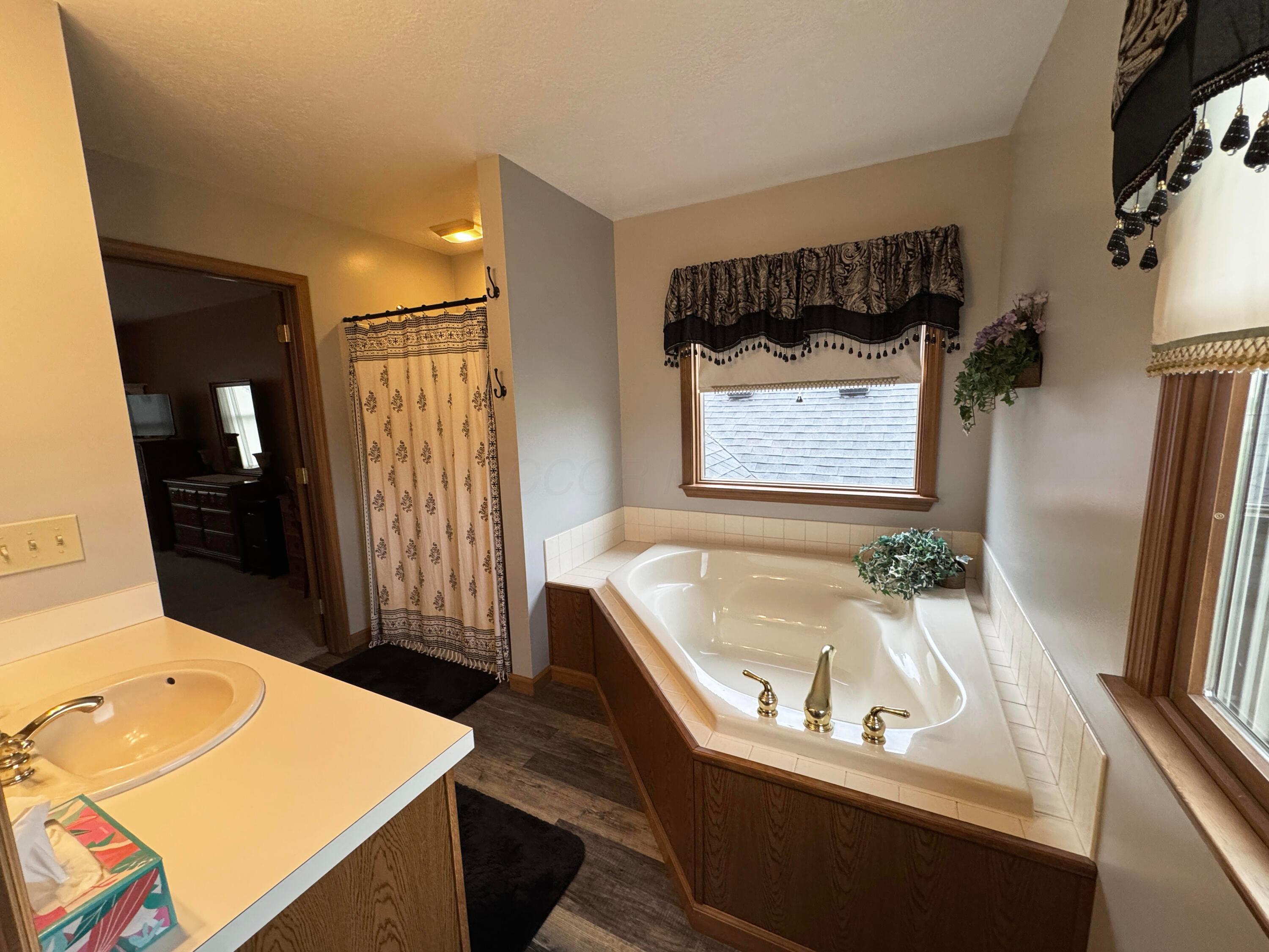 2075 Eckard Road Centerburg, OH 43011 - Photo 18 of 33