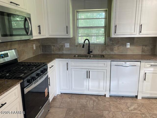 110 Raggio Drive Scott, LA 70583 - Photo 3 of 9 Kitchen 2