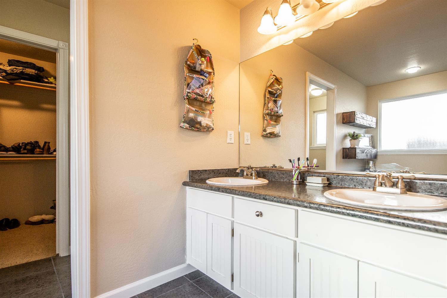 611 Barton Road Eagle Point, OR 97524 - Photo 18 of 35 Additional Photo