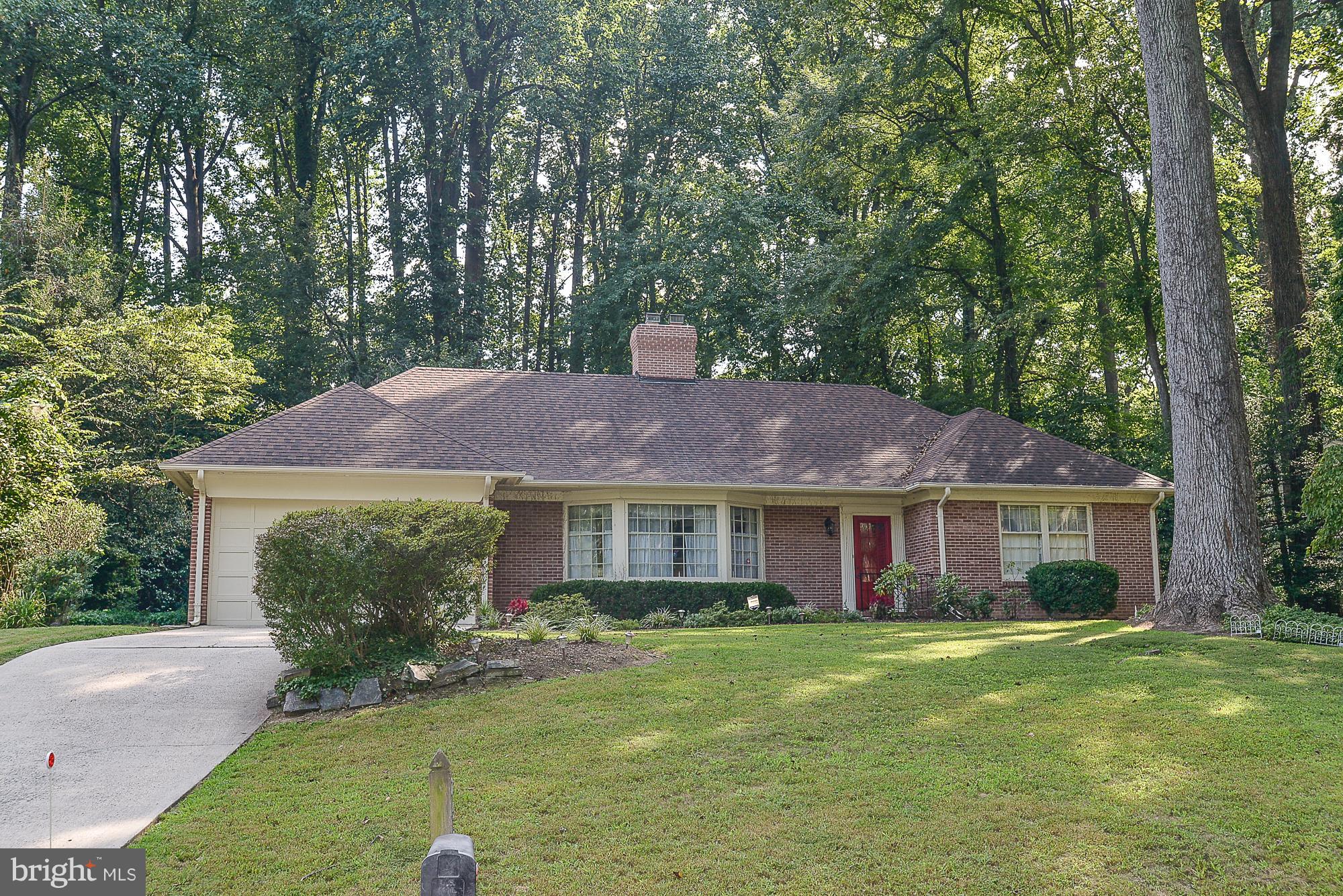 2511 Pinoak Lane Reston, VA 20191 - Photo 1 of 23 Exterior (Front)