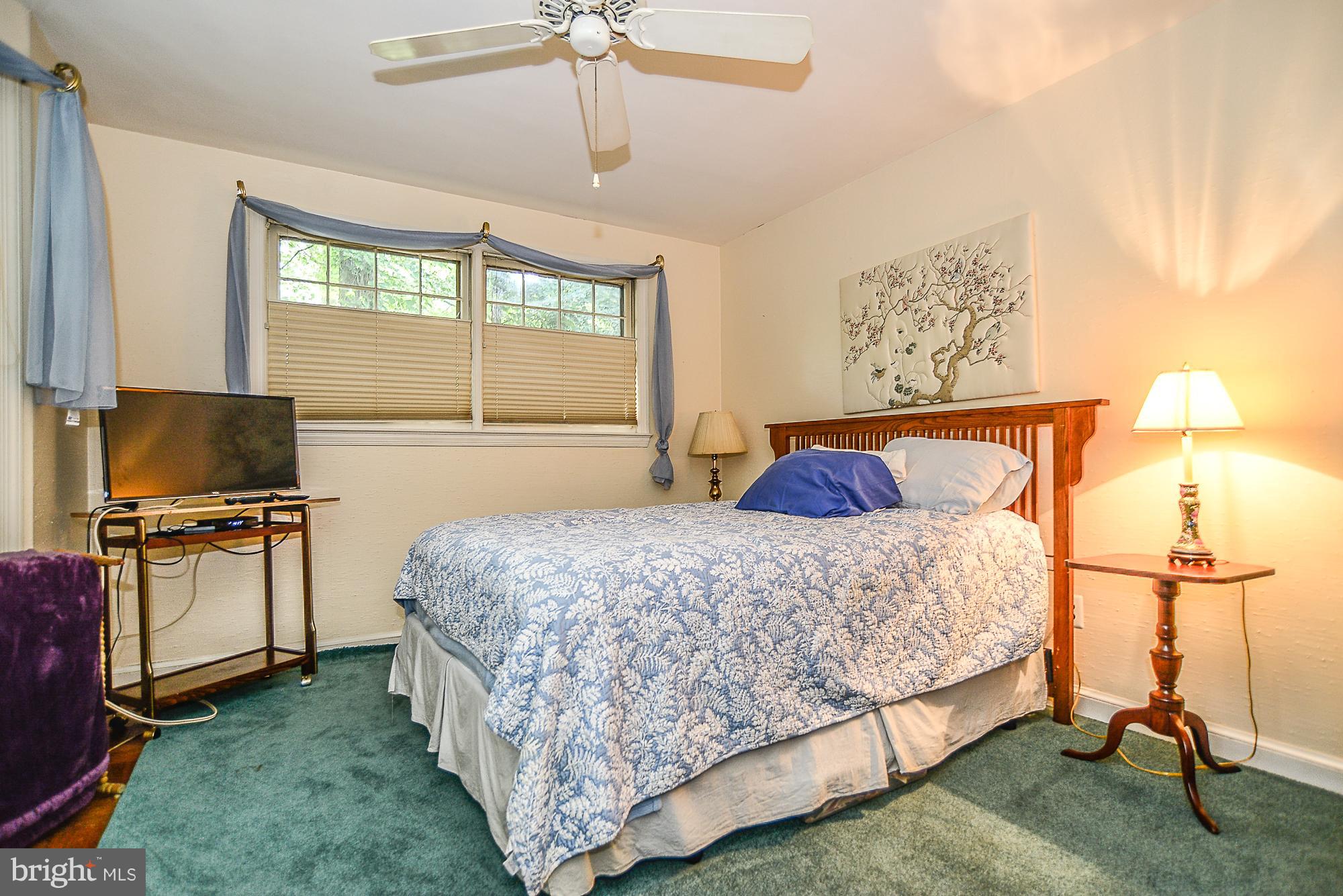 2511 Pinoak Lane Reston, VA 20191 - Photo 18 of 23 Bedroom