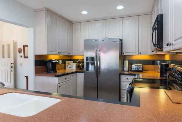$375,000 | 77860 Woodhaven Drive North, Palm Desert, CA 92211