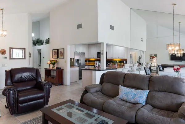 $375,000 | 77860 Woodhaven Drive North, Palm Desert, CA 92211