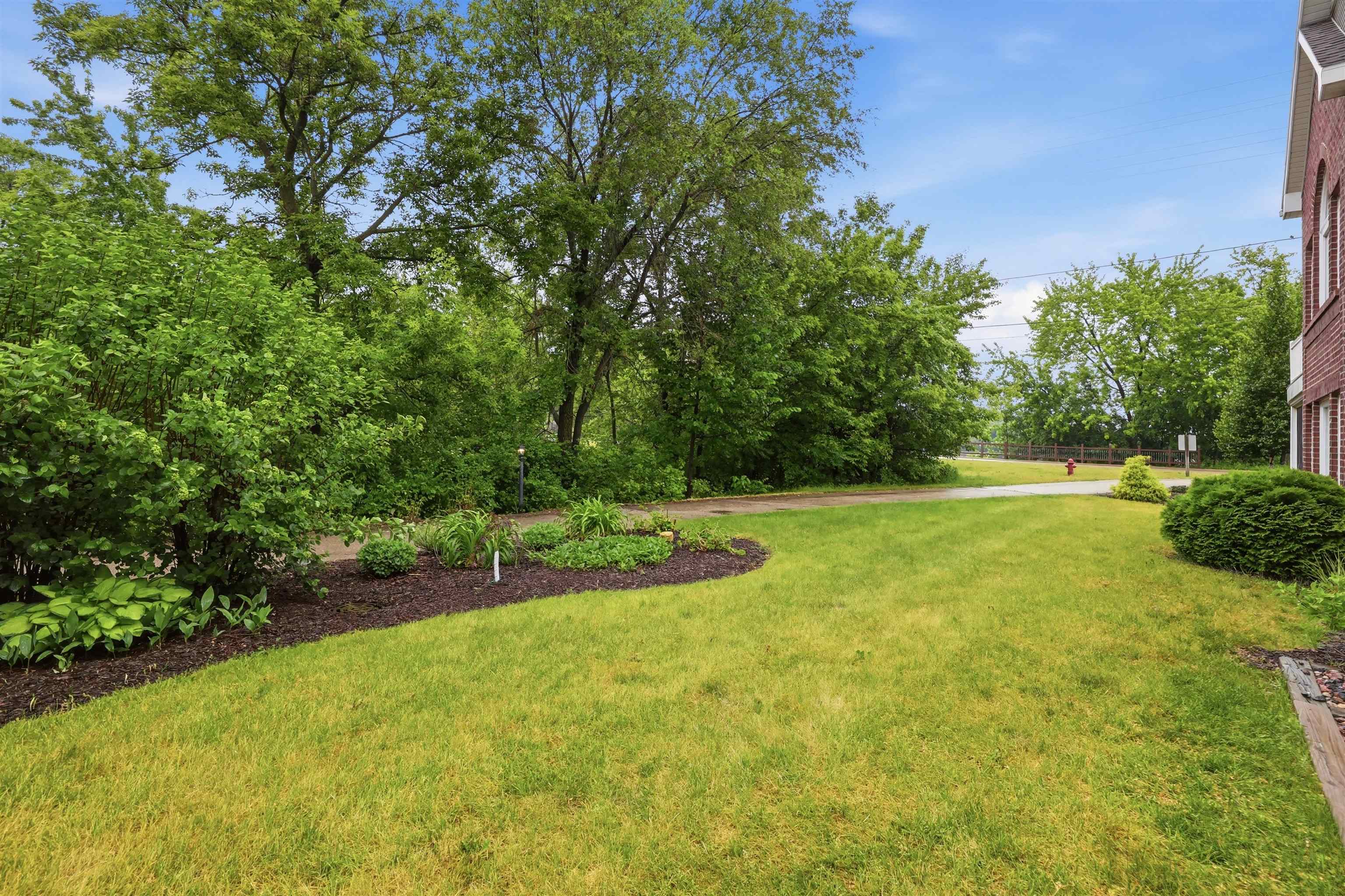 351 South Wisconsin Street, Unit 2 Whitewater, WI 53190 - Photo 7 of 38