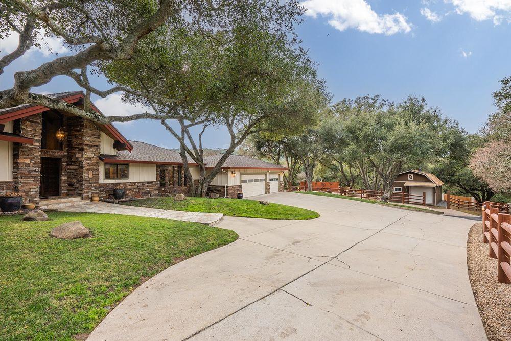 4550 Roop Road Gilroy, CA 95020 - Photo 11 of 91