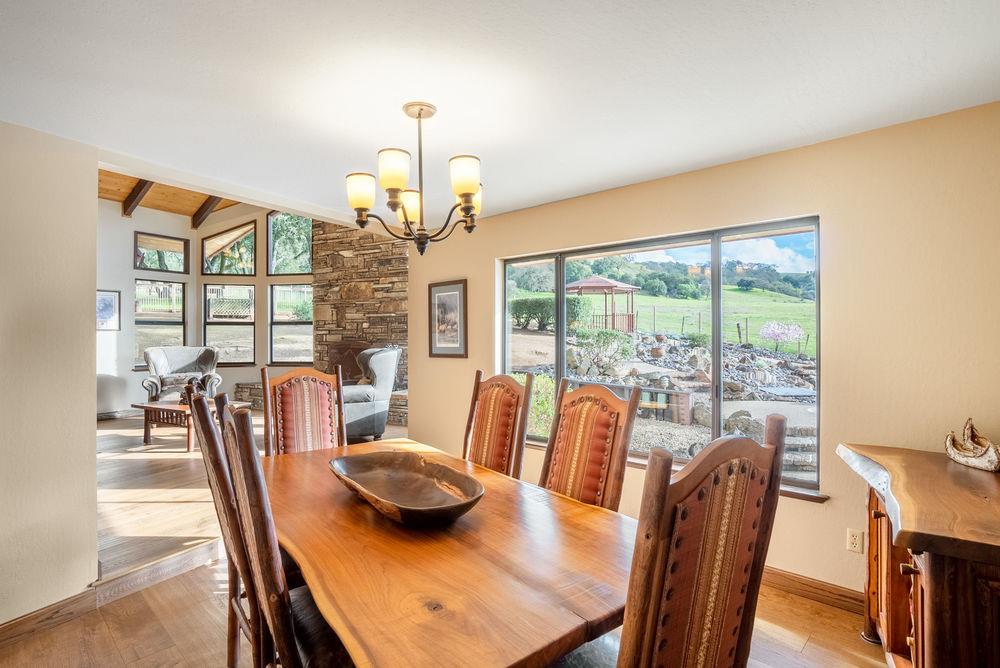 4550 Roop Road Gilroy, CA 95020 - Photo 23 of 91