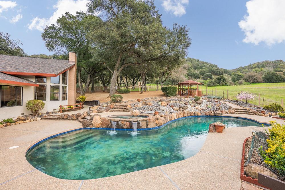 4550 Roop Road Gilroy, CA 95020 - Photo 55 of 91