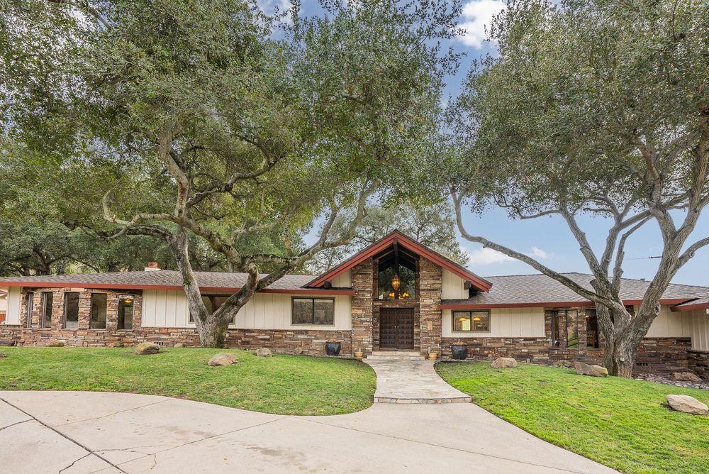 4550 Roop Road Gilroy, CA 95020 - Photo 10 of 91