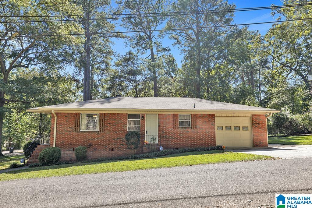 117 Westbrook Road Bessemer, AL 35023 - Photo 3 of 19